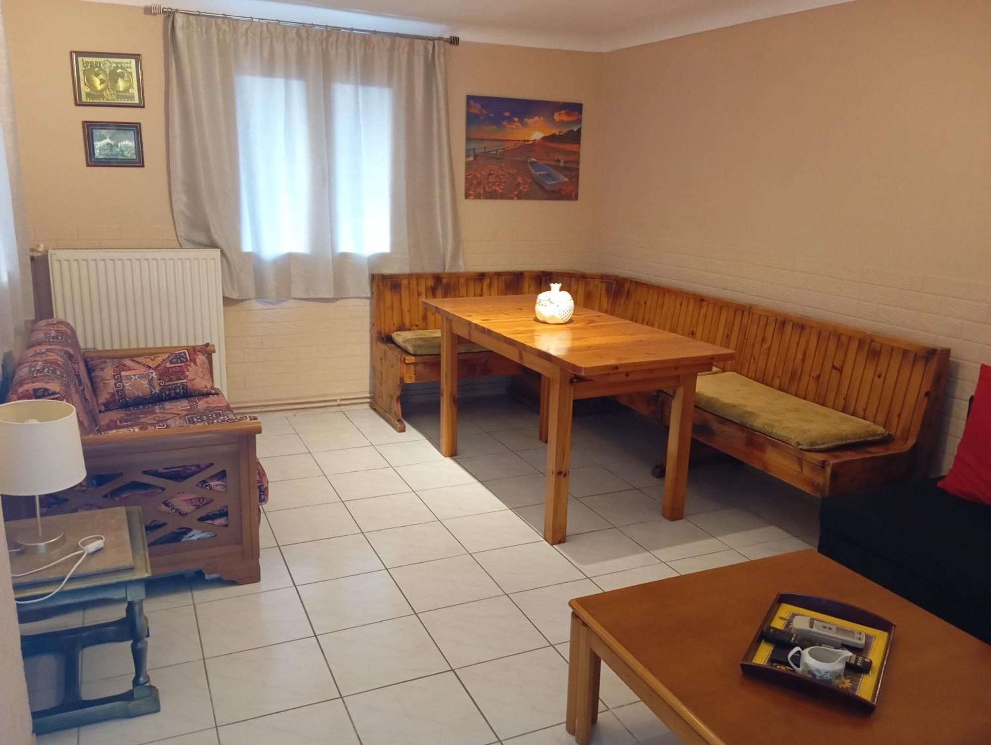 Appartamento Antonia Family House Near Airport Pórto Ráfti Esterno foto